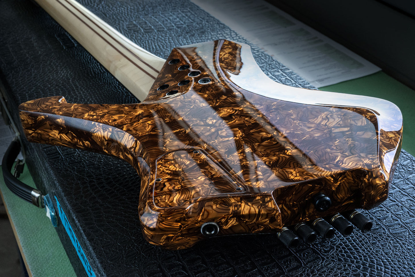Basso Elettrico Python 5 - Bronze
