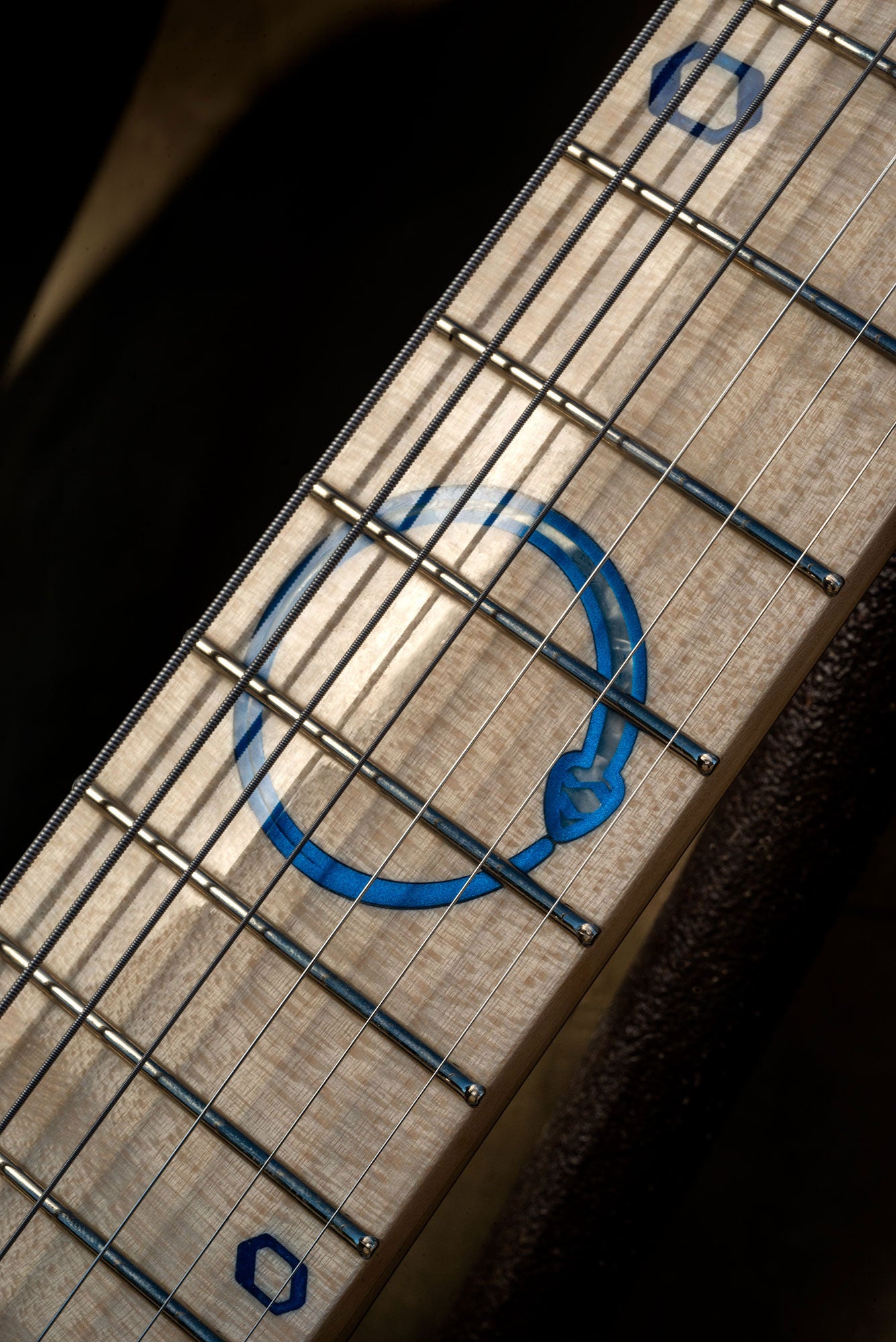 Chitarra Elettrica Mamba 7 - Blue/White