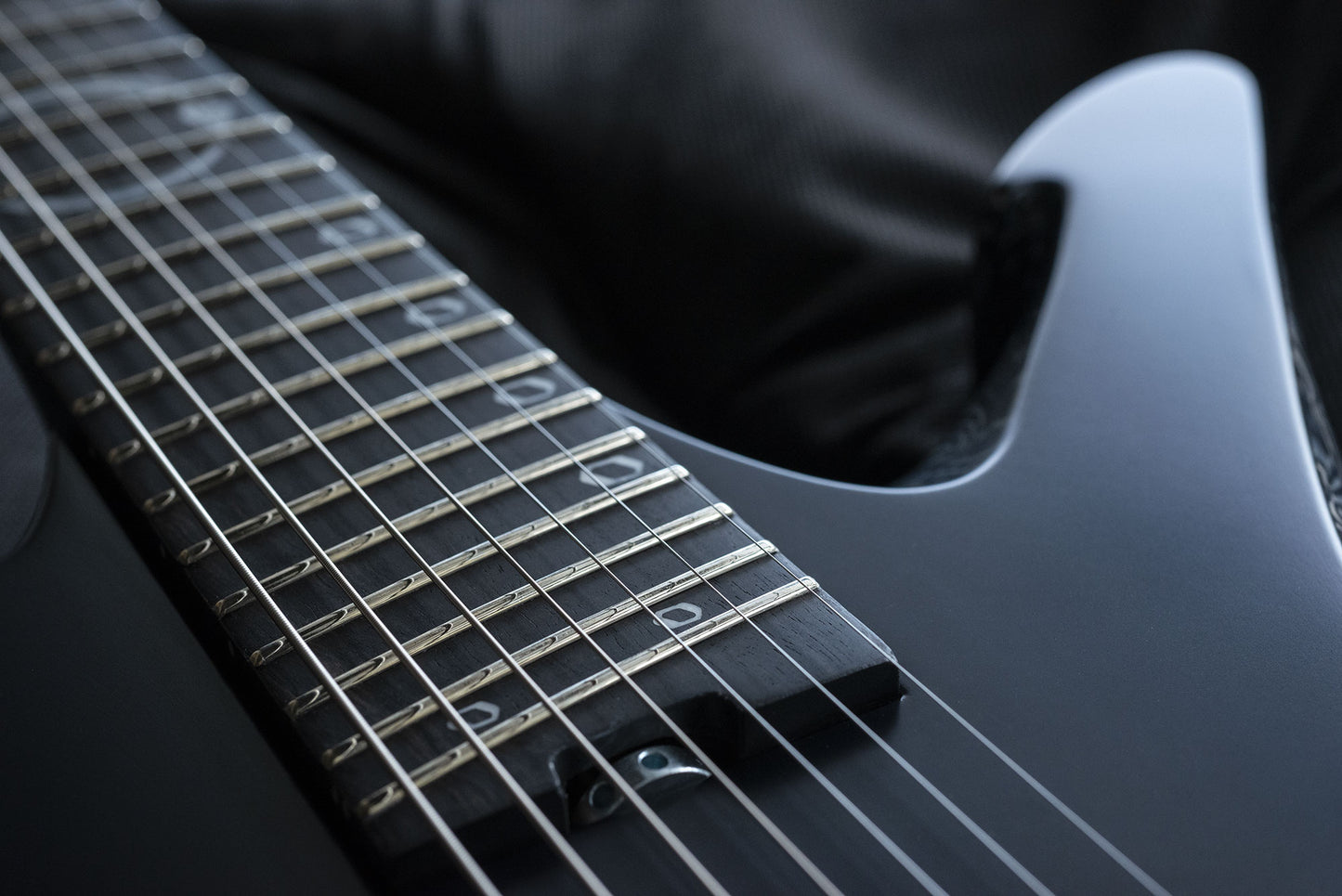 Chitarra Elettrica Mamba 7 - Black
