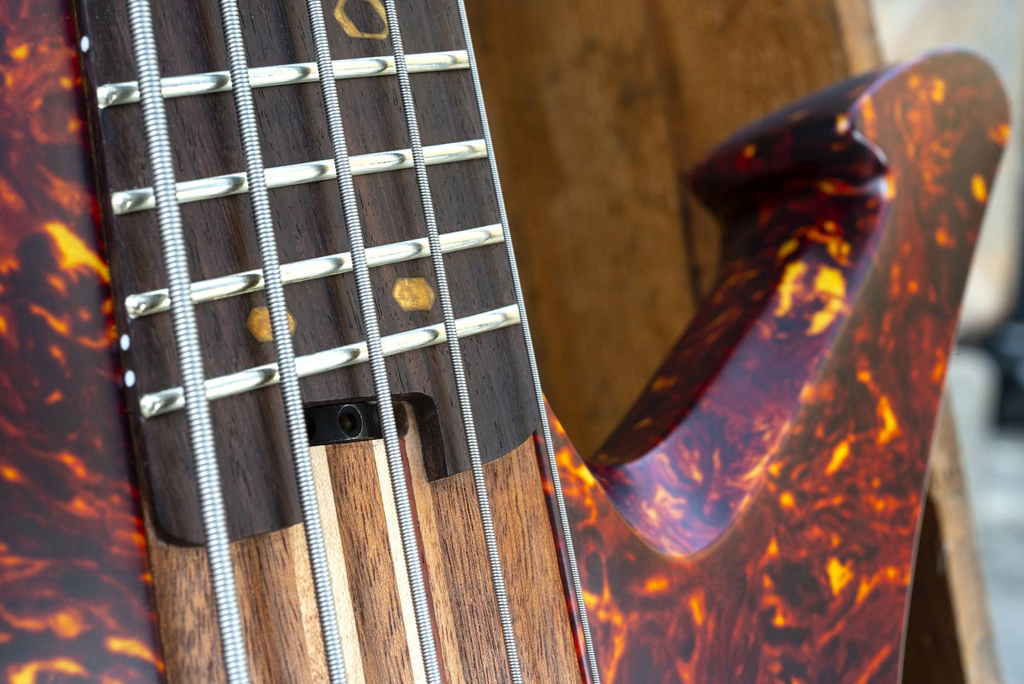 Electric Bass Python 5 - Lava