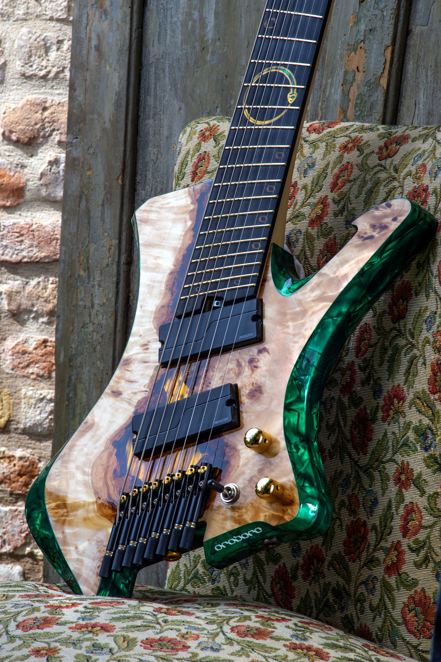 Chitarra Elettrica Python 8 Emerald/Gold