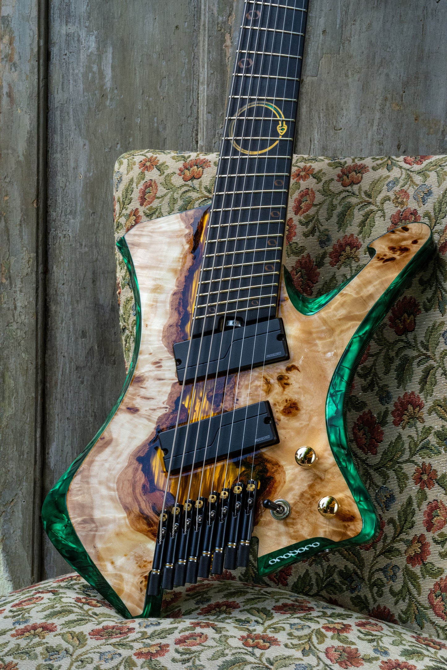 Chitarra Elettrica Python 8 Emerald/Gold