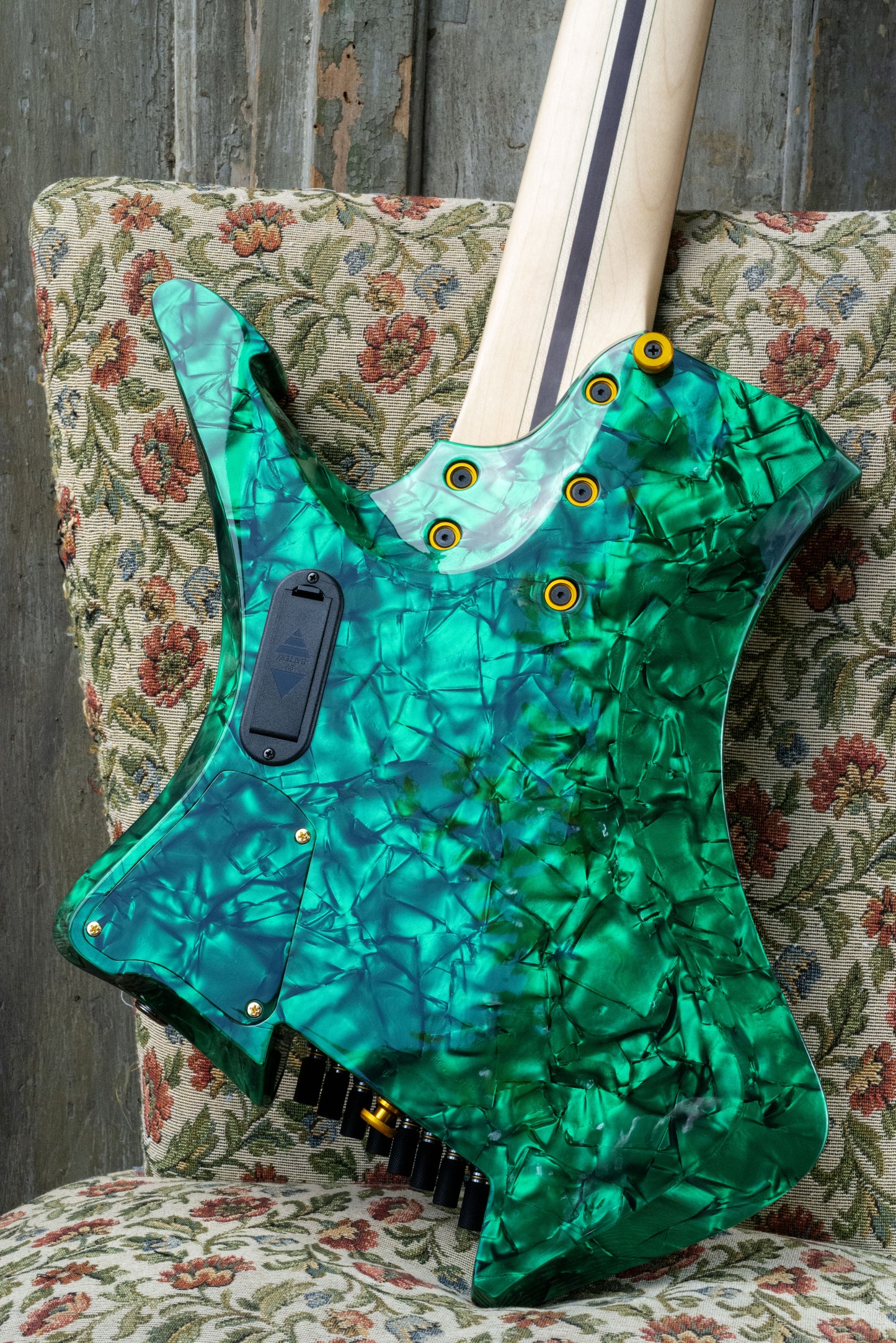 Chitarra Elettrica Python 8 Emerald/Gold